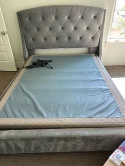 Queen Bed
