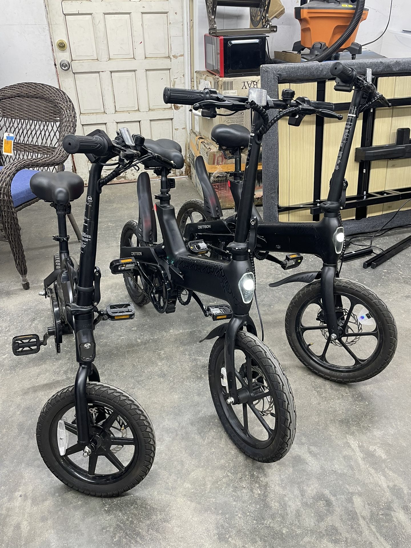 Jetson Haze Folding Bike $370 and Jetson Bolt Pro $250, bicicletas electricas