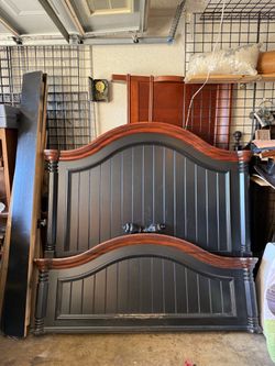 Queen Wood Bed Headboard and Footboard Set