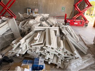 Used LED Warehouse Lights – Holophane High Bay – 22,000 Lumens – Approx. 500 Available