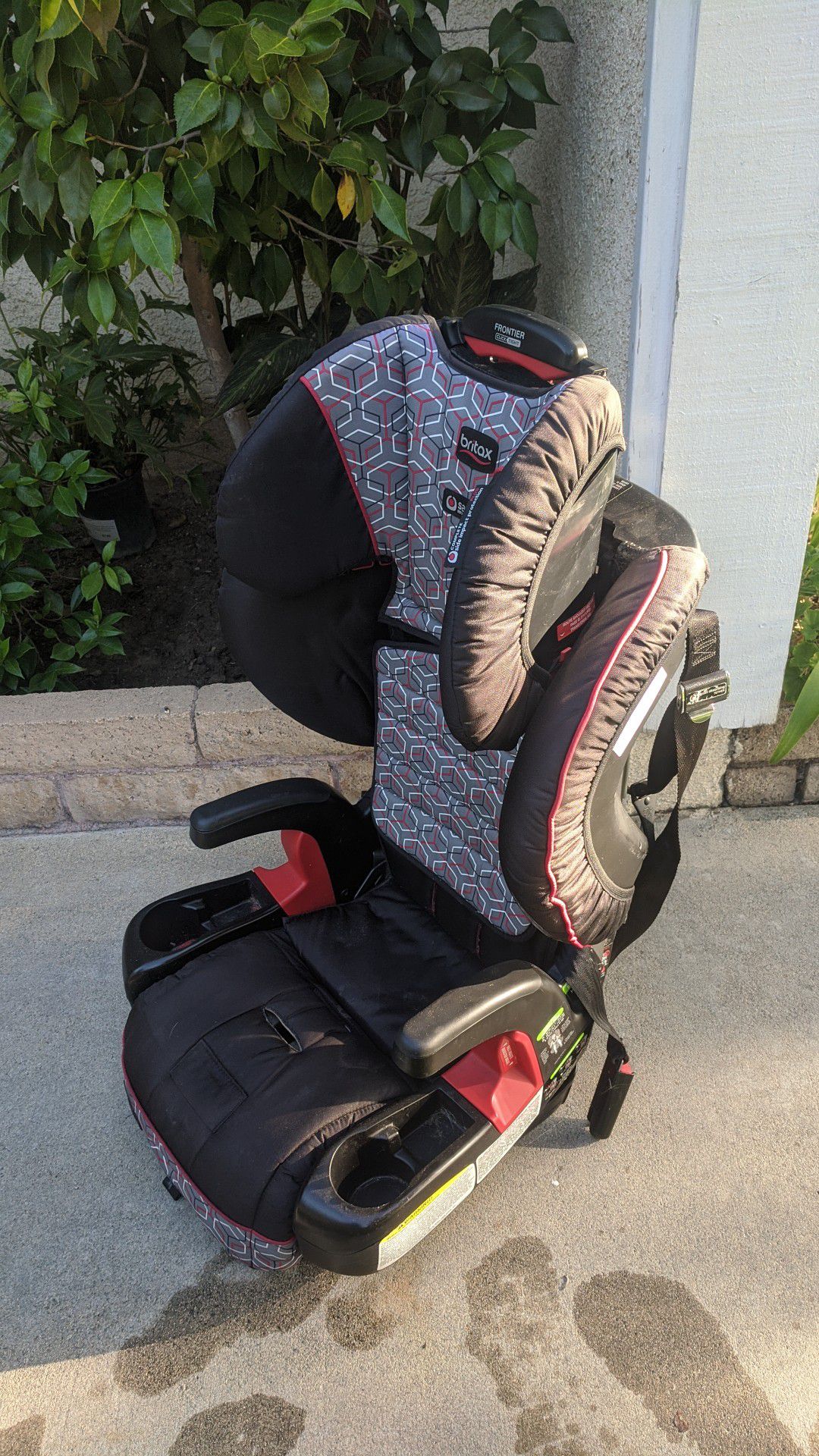 Two Britax Frontier Car Seats. Missing chest harness but can be used as protective booster seats. Each for $20.