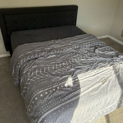 QUEEN SIZE ADJUSTABLE BED FRAME & MATTRESS