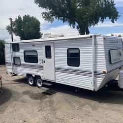 26 Ft Camping Trailer