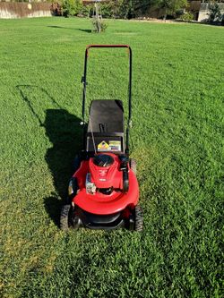 Lawnmower Craftsman Push Briggs and Stratton Engine