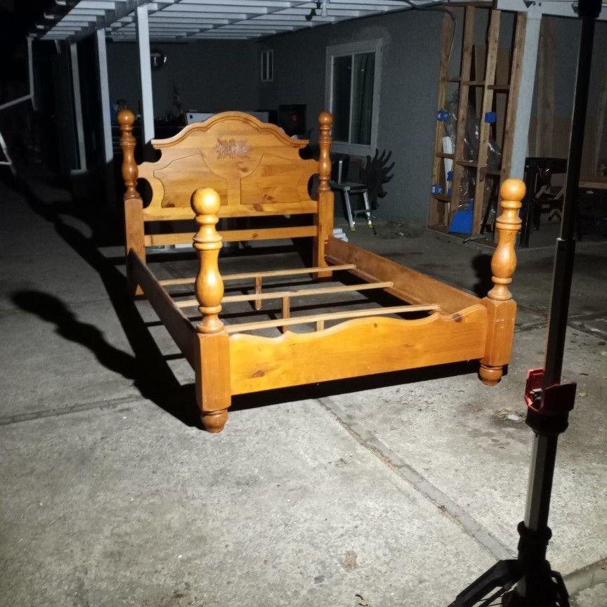 Queen Bed REAL SOLID WOOD $50