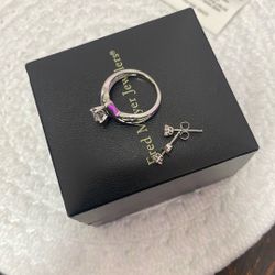 White Gold  Diamond and Diamonds Earrings 