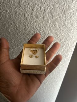 10 k gold earrings and ring