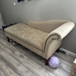 Chaise Lounge Sofa With Storage