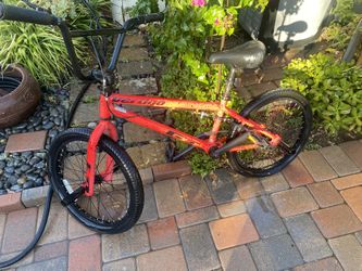 GT Vertigo BMX bike