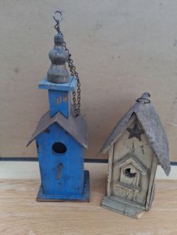 2 Rustic Cool Birdhouses