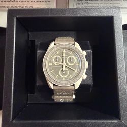 Omega x Swatch MoonSwatch "Mission on Earth - Desert"