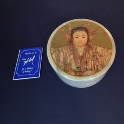 Edna Hibel Signed "Chinese Celebrant" Marble Trinket  Box 4 1/2" Asian Child VTG