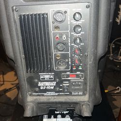 Earthquake Dj – 10 M  Powered Speaker Turns On, But Has Scratchy Volume Pot Needs Fixing