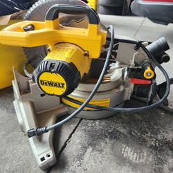 Dewalt Funcionando $150