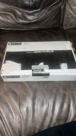 Delta Ara Matte Black Widespread Bathroom Faucet — Open Box (Never Installed)