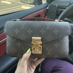Louis Vuitton Bag