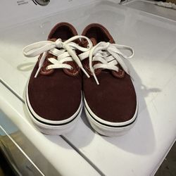 Size 5 Young,good Condition 