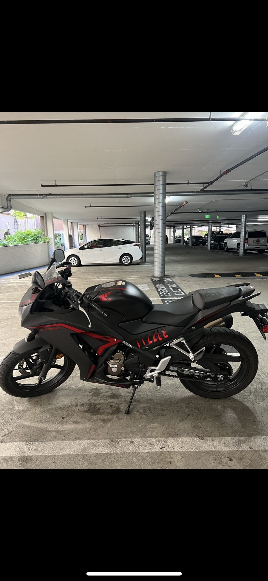 2021 Honda CBR300R