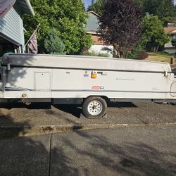2001 Coleman Fleetwood  Pop Up Tent Trailer 