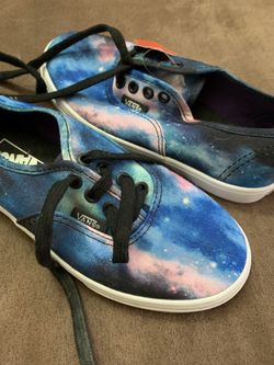 Boys Size 13 Vans Tennis Shoes