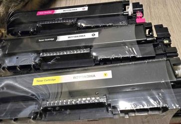 Genuine HP 206A cartridge set (missing cyan/blue one – received it broken).