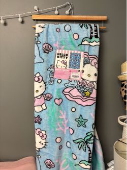 Hello kitty mermaid blanket