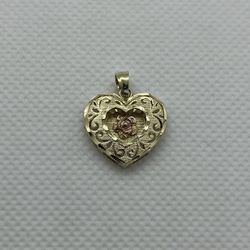 10K Gold Heart Rose Pendant 