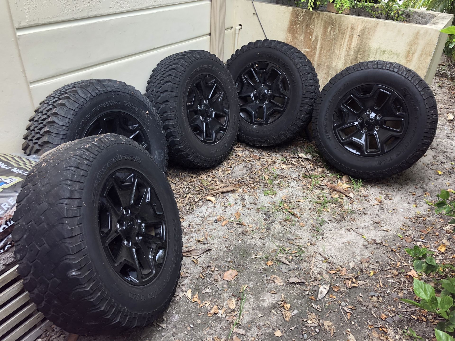 2016 Jeep Willy Wheels
