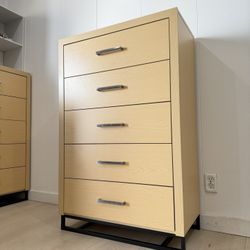 Big Tall Wood Dresser 5 Deep Drawers Cajonera BRAND NEW CONDITION