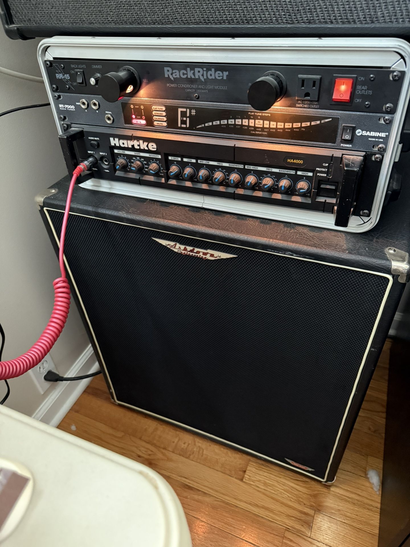 Bass Guitar Cab & Amp With Case