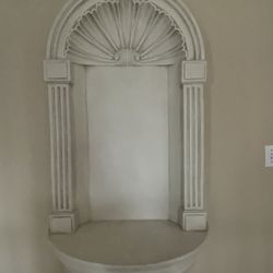 Decorative alcove