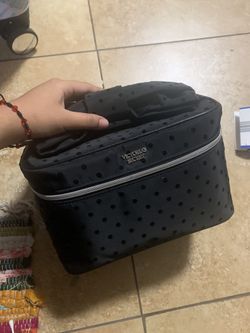 VS makeup bag 