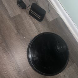 Wyze Robo vacuum incl. (charging station)