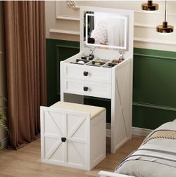 Solid wood Farmhouse vanity with hidden stool