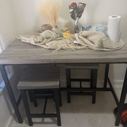 Dining Table And Chairs 