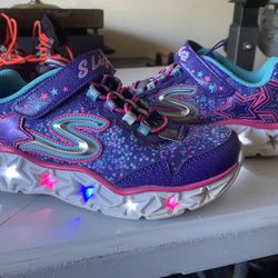 Skechers Light Up Girls Shoes Kids Size 2