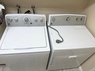 Kenmore Washer and Dryer Set