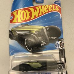 Hot Wheels Custom Cadillac Fleetwood