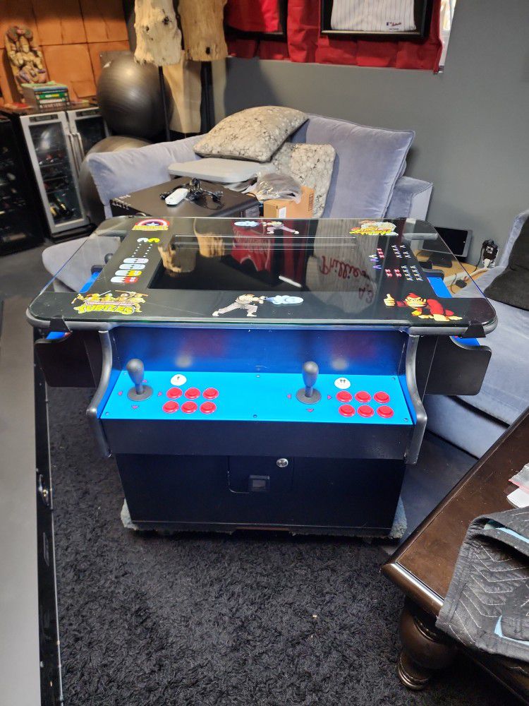 Gaming's Table Arcade  Game ELF