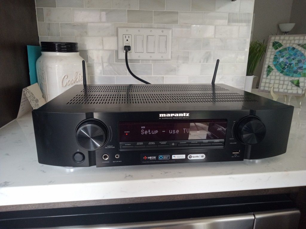 Marantz Av Surround Receiver NR1711