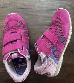 Leather Girls Sneakers, Size 2