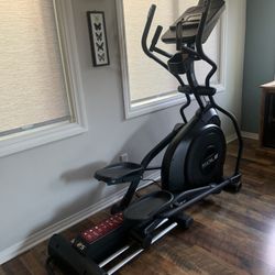 Sole E25 Elliptical Machine