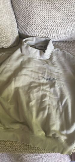 Essentials Sweatshirt