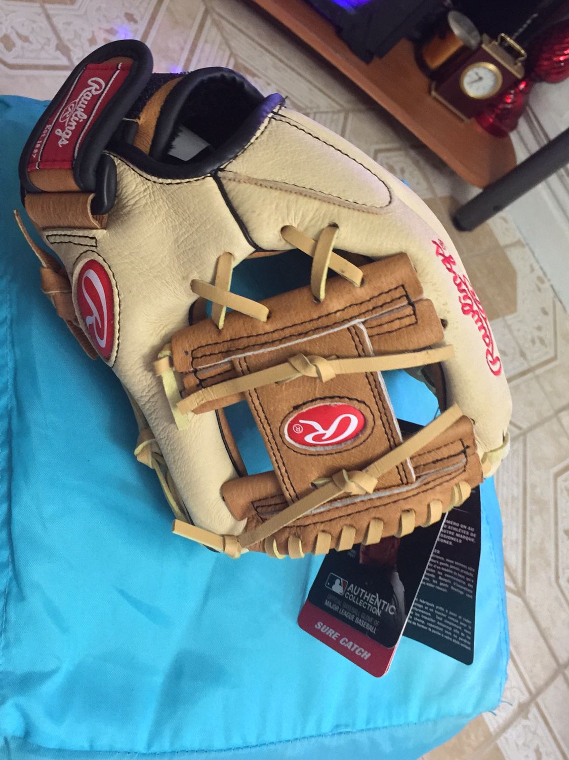 NEW Wilson  A450 11 Inch   ALL LEATHER   For 7-15 years old