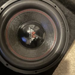 Majestic 12 In Subwoofers 