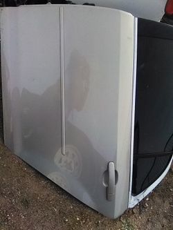 2010 Malibu Chevy rear driver side door complete