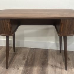 AVZEAR 43" Oval Fluted Home Office Desk