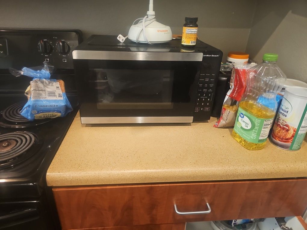 Hamilton Beach Microwave