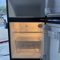 Magic Chef 3.1 cu. ft. 2-Door Mini Refrigerator in Stainless Steel Look with Freezer