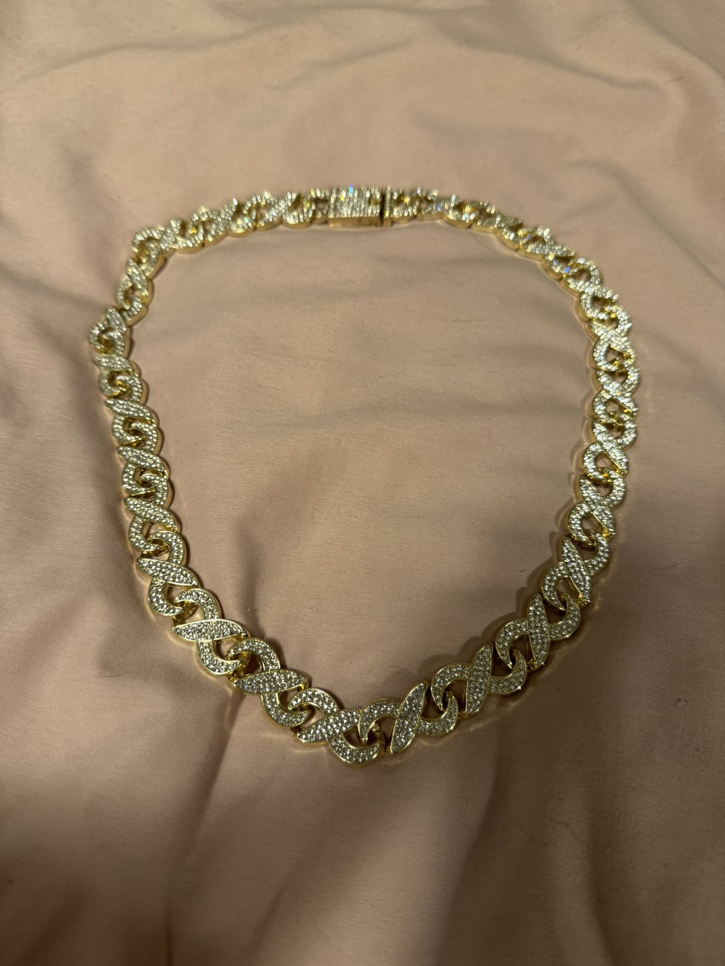 2 Necklaces 